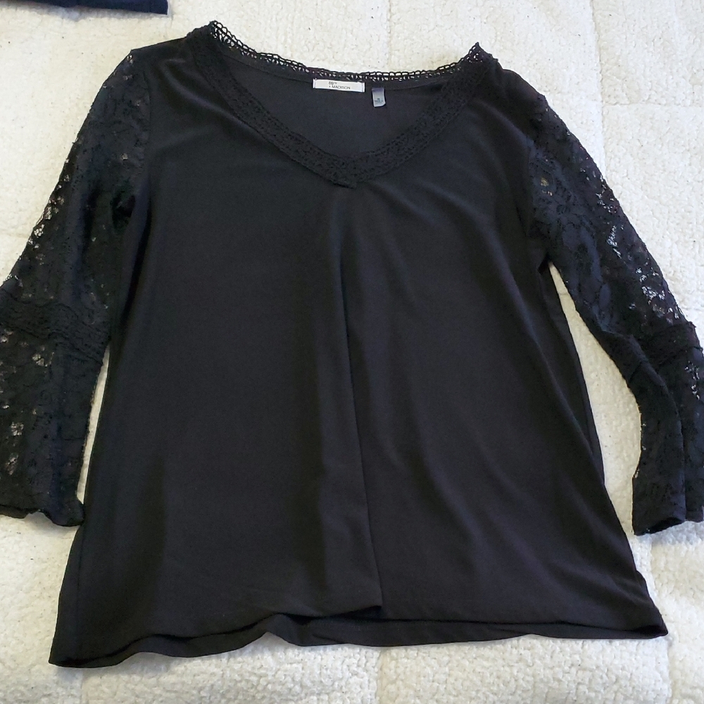 Black Lace-Sleeve V-Neck Women's Top